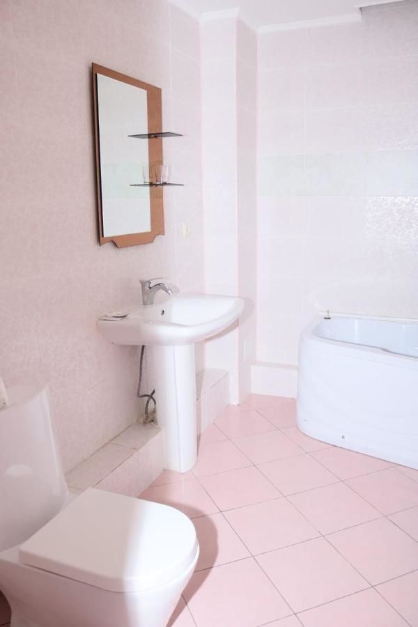 Отель Azat Hotel Нур-Султан-10