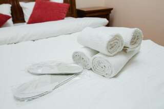 Отель Azat Hotel Нур-Султан Стандартный номер с кроватью размера "king-size"-3